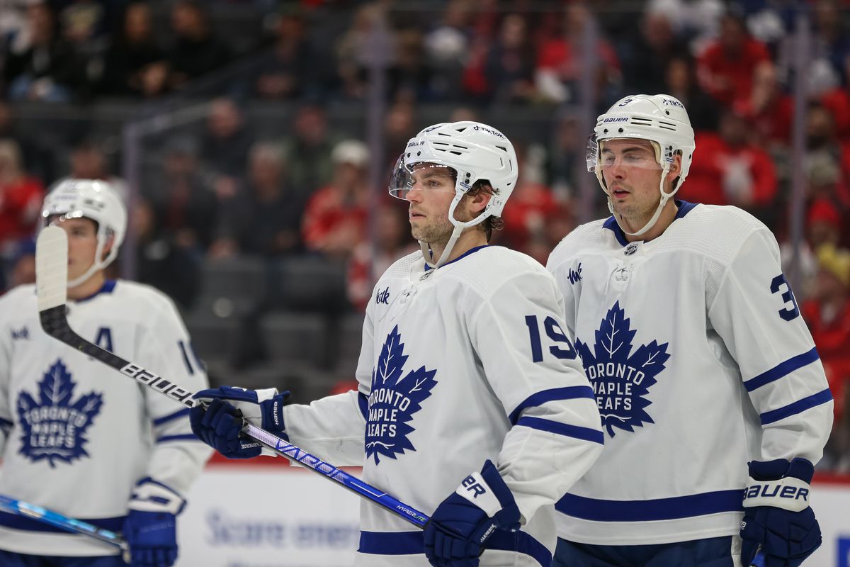 NHL: NOV 28 Maple Leafs at Red Wings