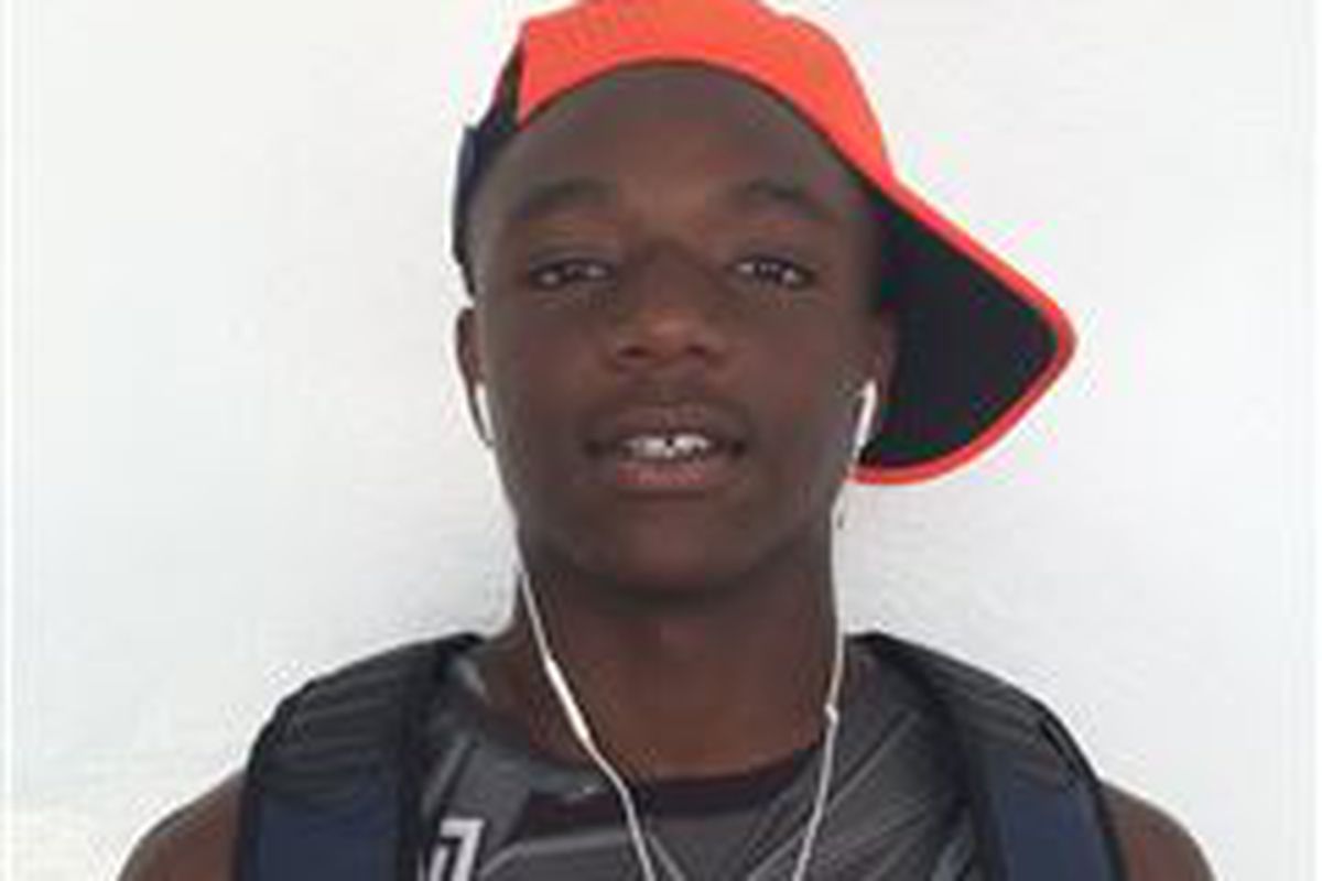 3-star DB Brian Edwards is the latest player to commit to the Hurricanes