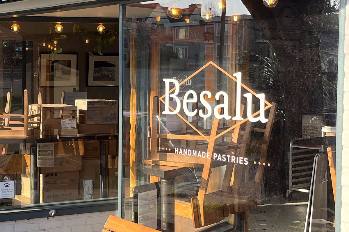 Cafe Besalu’s storefront
