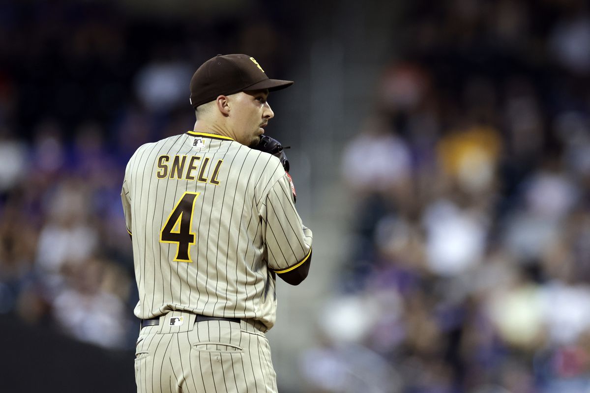 Blake Snell #4 of the San Diego Padres pitches during the third inning against the New York Mets at Citi Field on July 23, 2022 in New York City.