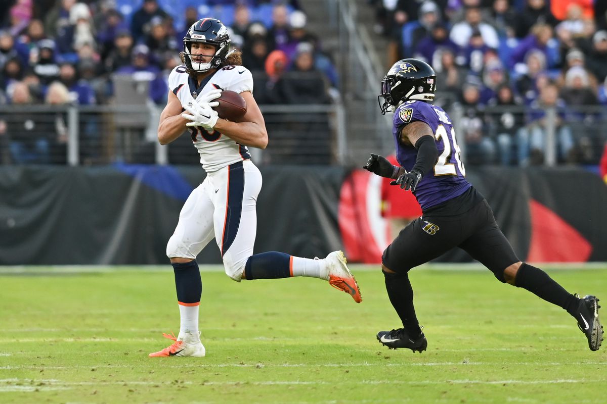 Denver Broncos tight end Greg Dulcich (80) runs after tthcatch during the second half against the Baltimore Ravens at M&amp;amp;T Bank Stadium.