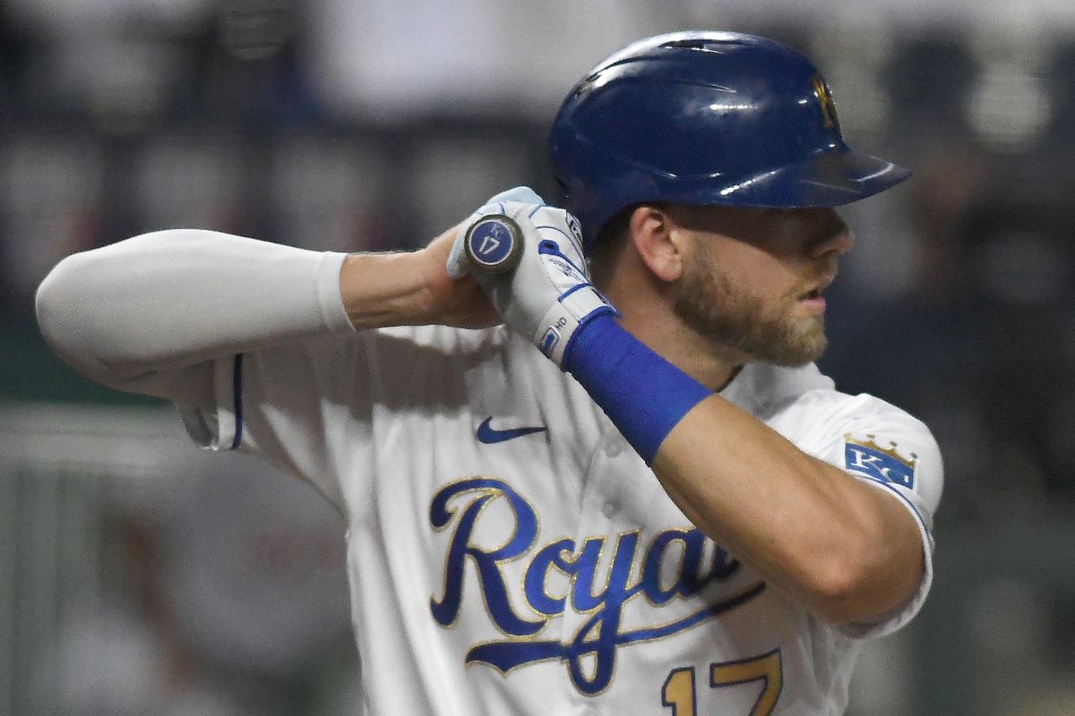 Royals sign Hunter Dozier to four-year, $25M deal - Royals Review