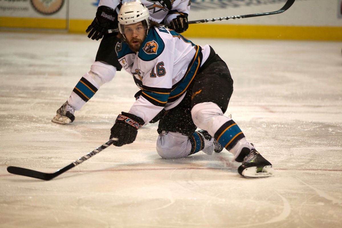 With a power play goal early in the first period, Worcester Sharks alternate captain Bracken Kearns has scored 20 goals in three consecutive seasons.