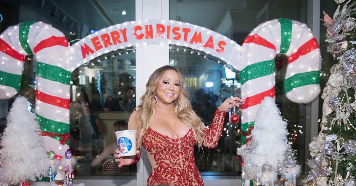 Mariah Carey S All I Want For Christmas Is You Is No 1 On Billboard Vox