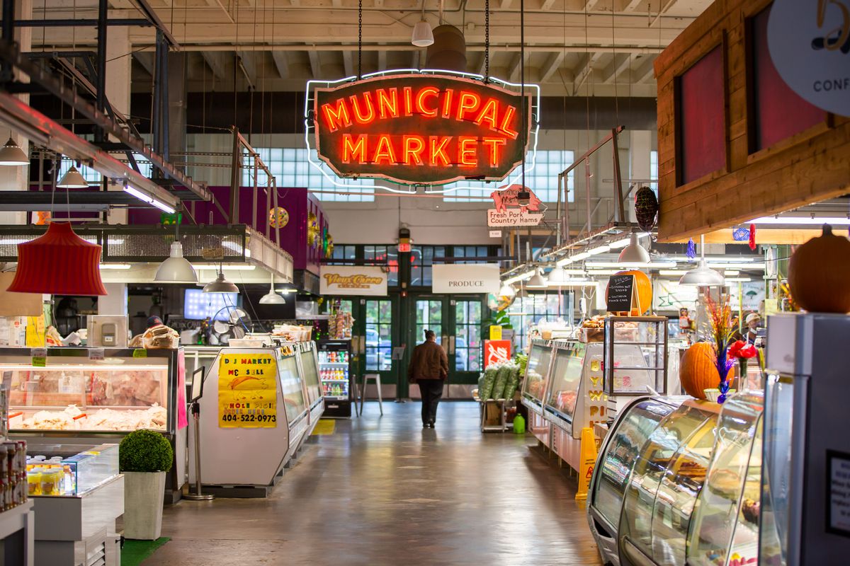 Explore the many food stalls and produce vendors at the Municipal Market (Sweet Auburn Curb Market) on Edgewood Avenue.