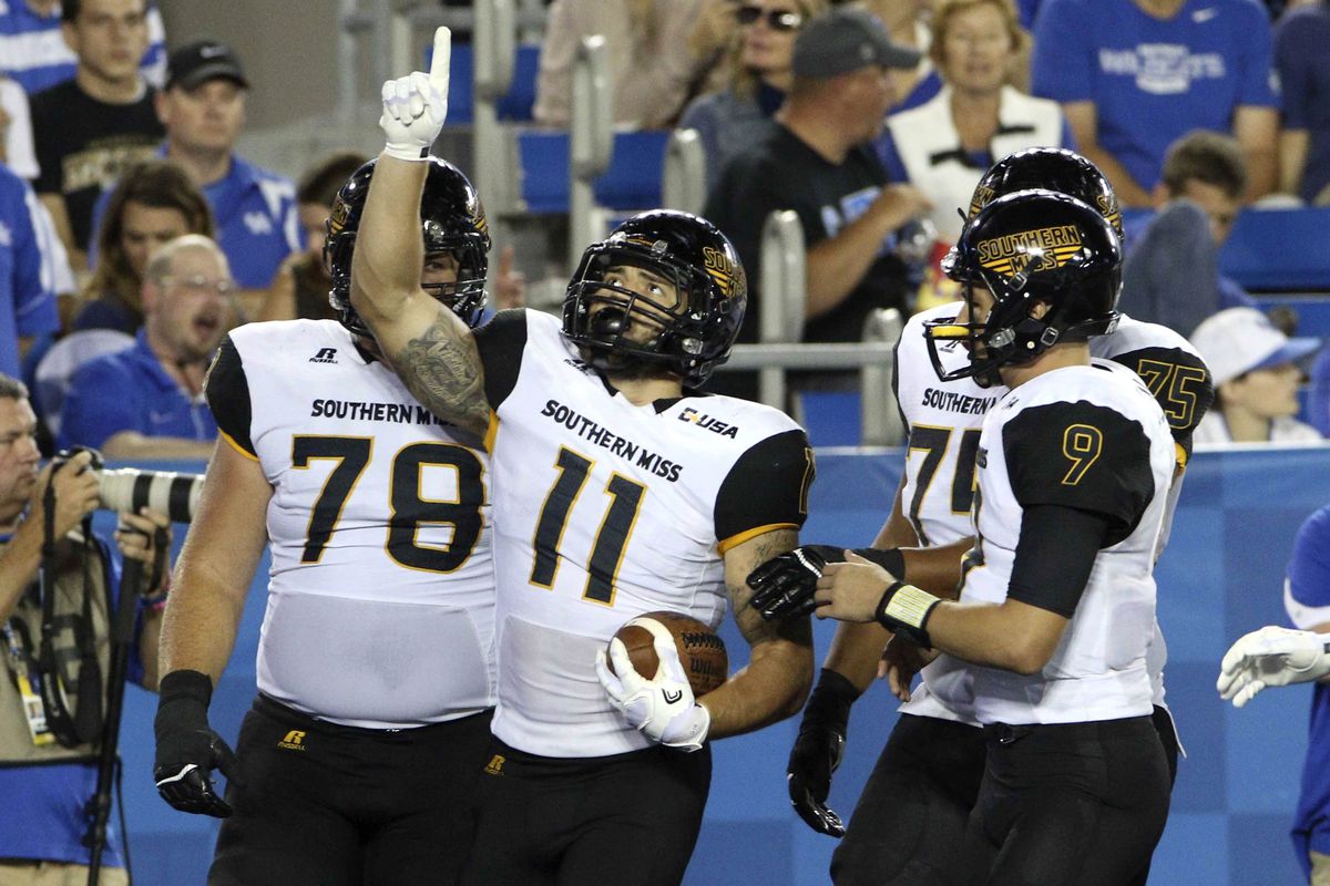 NCAA Football: Southern Mississippi at Kentucky