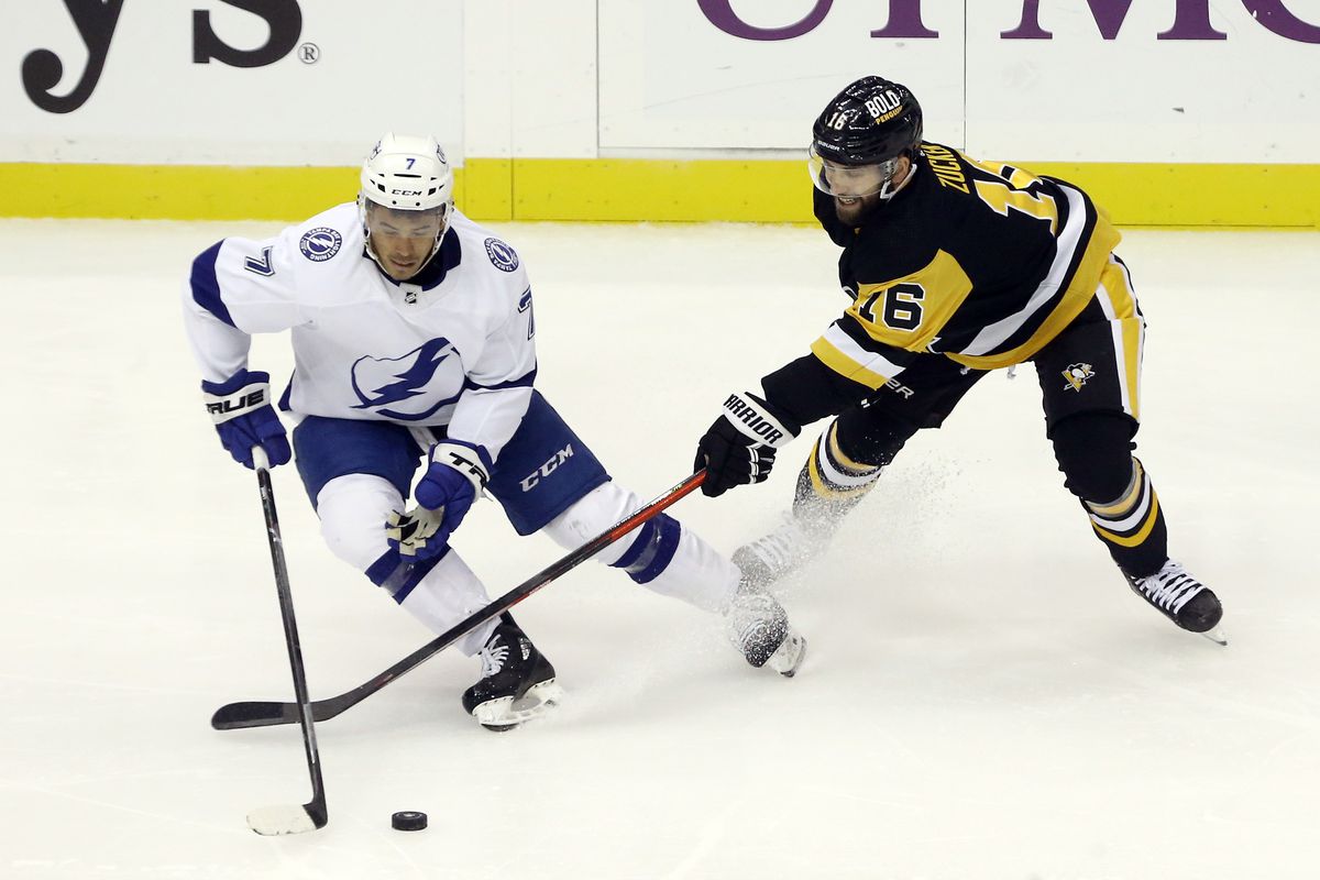 NHL: Tampa Bay Lightning at Pittsburgh Penguins