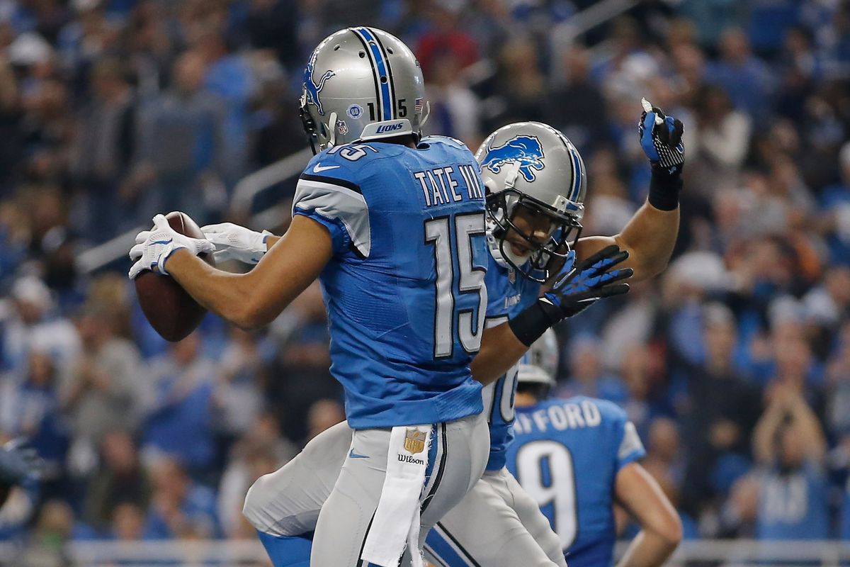 Did you know Lance Moore played for the Detroit Lions last year? Me neither.