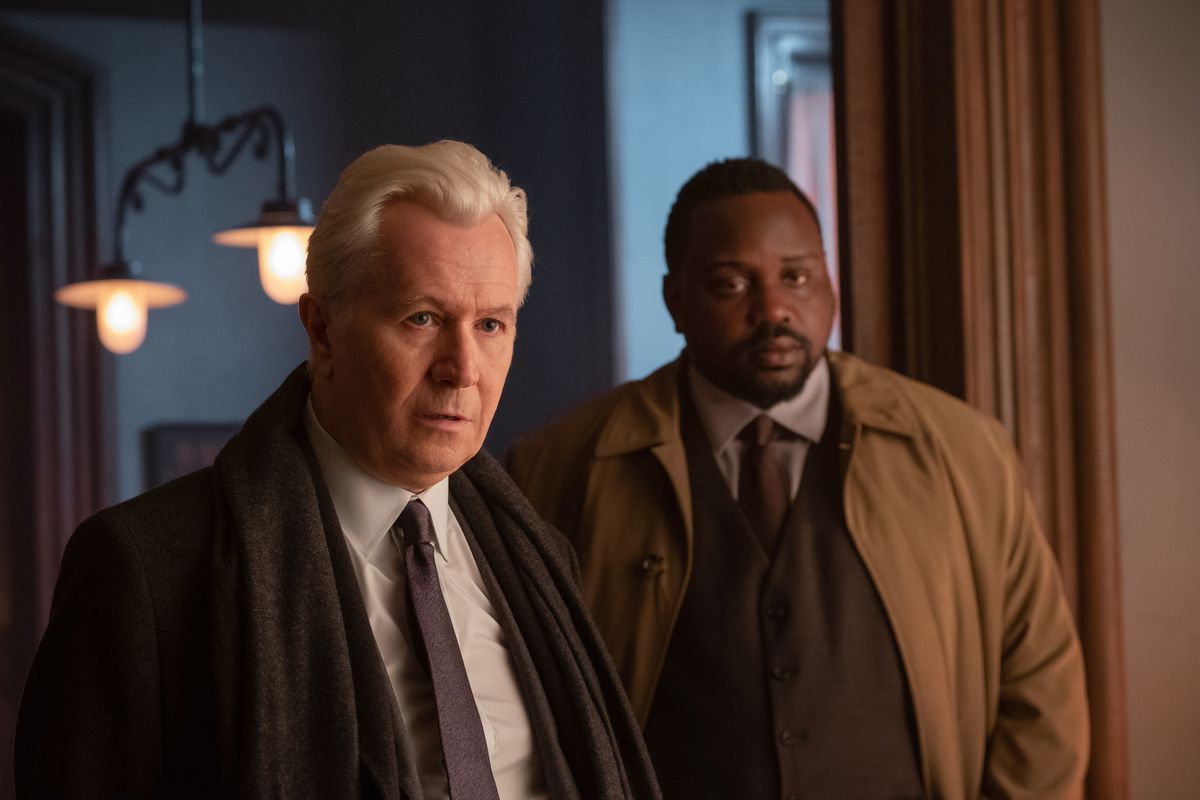 The Woman in the Window: Gary Oldman and Brian Tyree Henry as detectives.