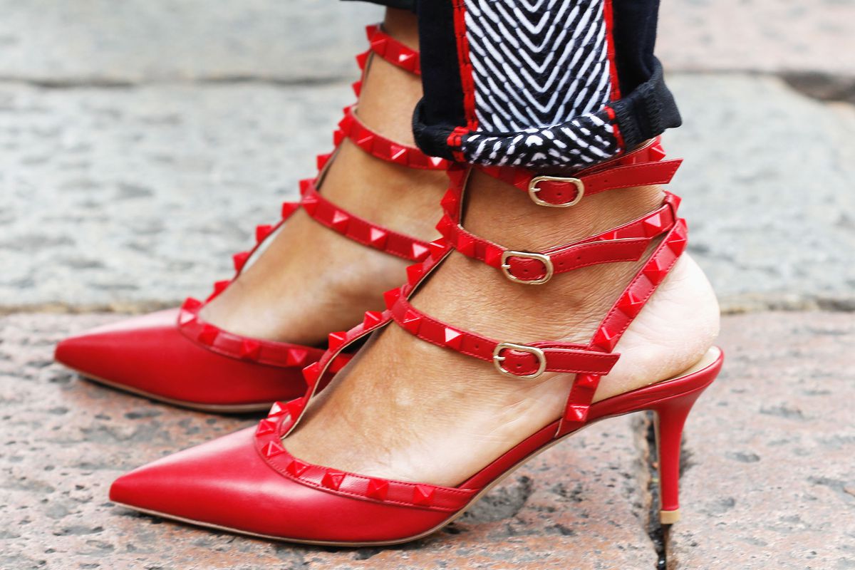 vergaan worst vice versa Valentino's Sales Have Doubled, Thanks to Rockstud Shoes - Racked
