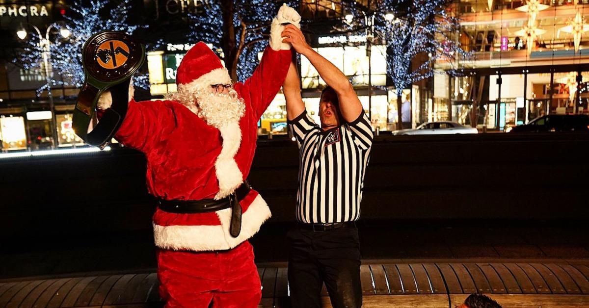 Of course Santa won the 24/7 title on Raw - Cageside Seats