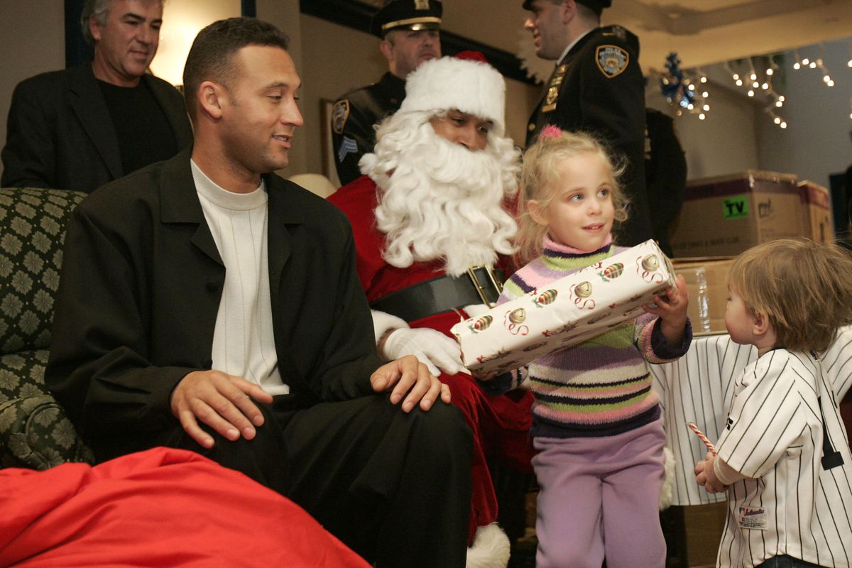 Derek Jeter at the Ronald McDonald House to Benefit Children with Cancer - December 21, 2004