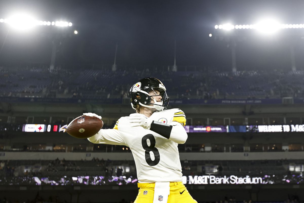 Kenny Pickett #8 of the Pittsburgh Steelers passes as he warms up prior to an NFL football game between the Baltimore Ravens and the Pittsburgh Steelers at M&amp;T Bank Stadium on January 01, 2023 in Baltimore, Maryland.