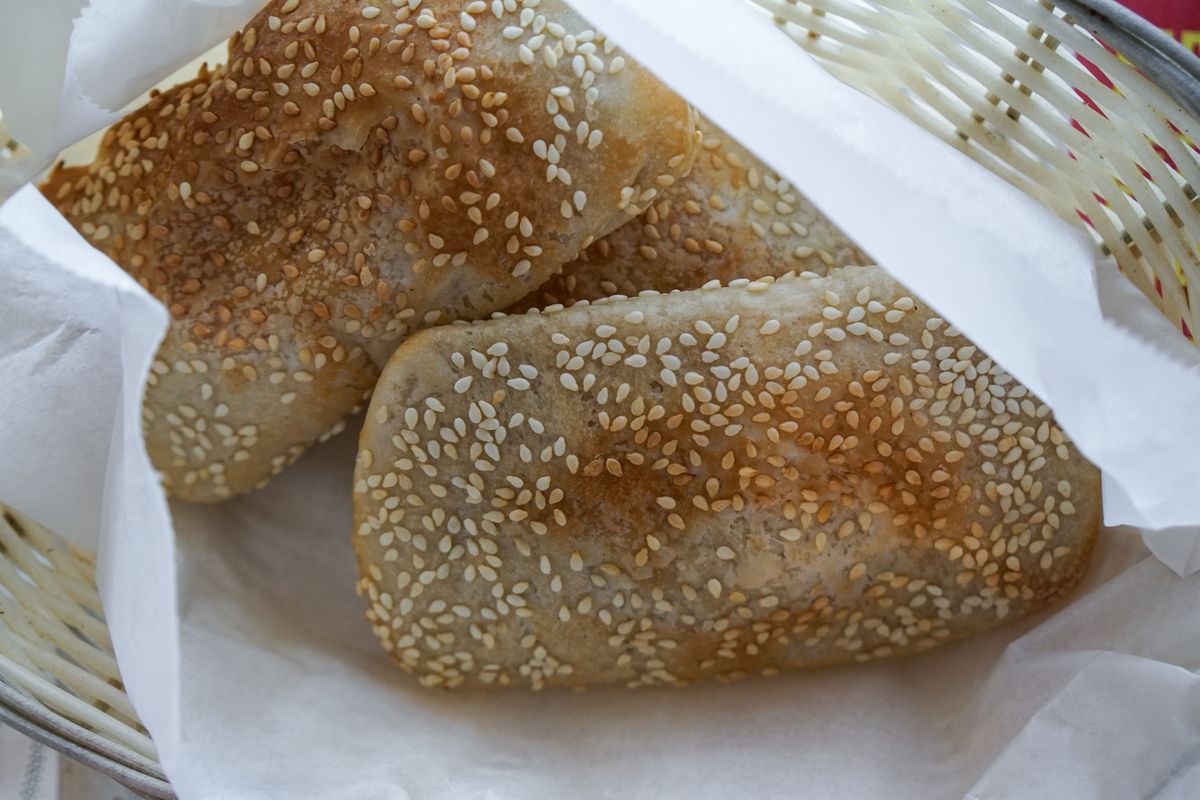 Shaobing bread in a basket.