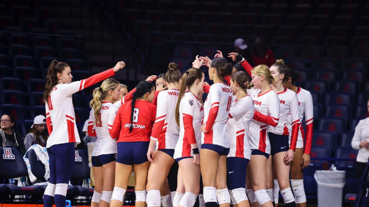 The Arizona volleyball team huddles during a match against Washington State in McKale Center on Nov. 13, 2022.