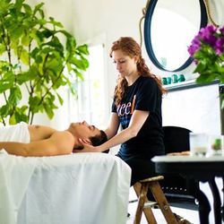60-minute couples massage, <a href="https://www.zeel.com/">Zeel</a>, $198 (use the code VDAYMIAMI to take $25 off your purchase). 