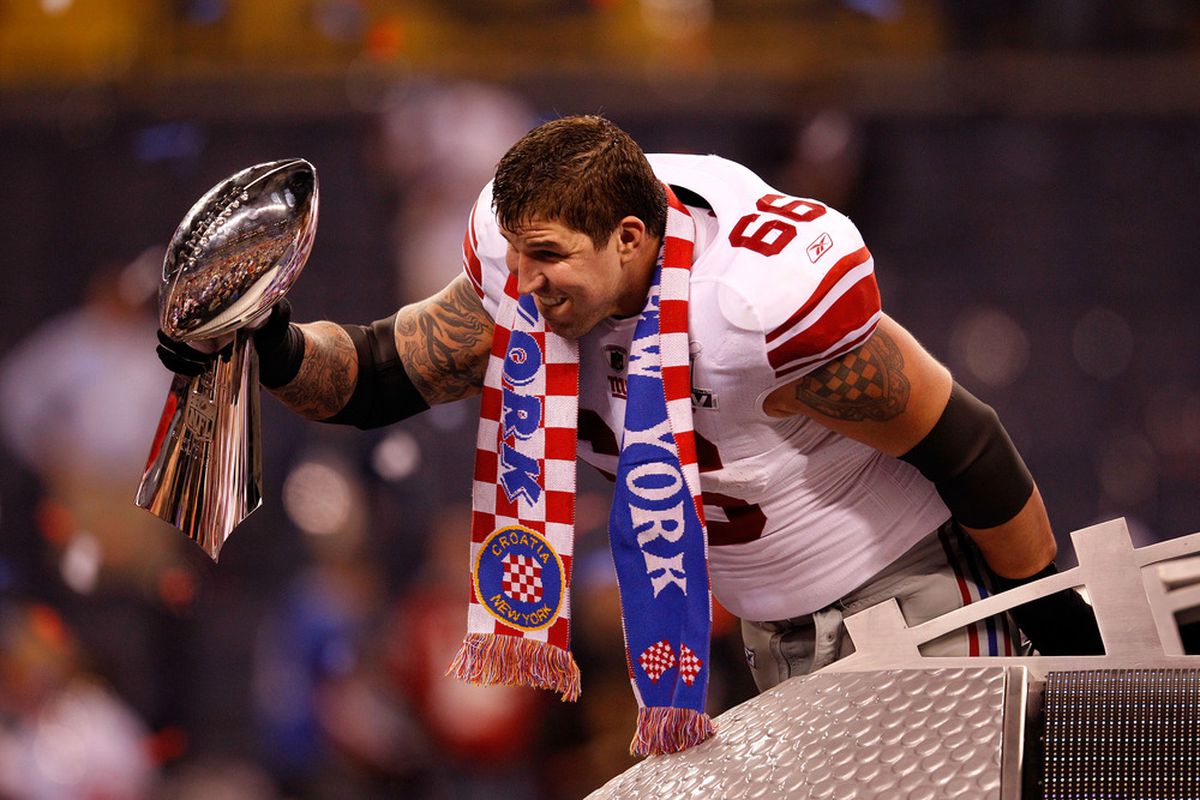 <strong>David Diehl </strong>helped the Giants get another Super Bowl ring last season. However, his individual work is still being questioned. (Photo by Rob Carr/Getty Images)