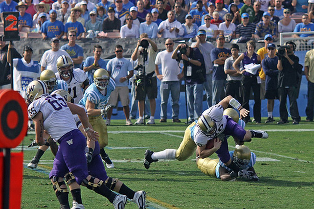 <em>Bruin defense getting it done in the first so half. Photo Credit: insomniacslounge</em>