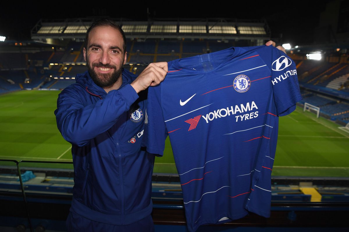 Chelsea Unveil New Loan Signing Gonzalo Higuain