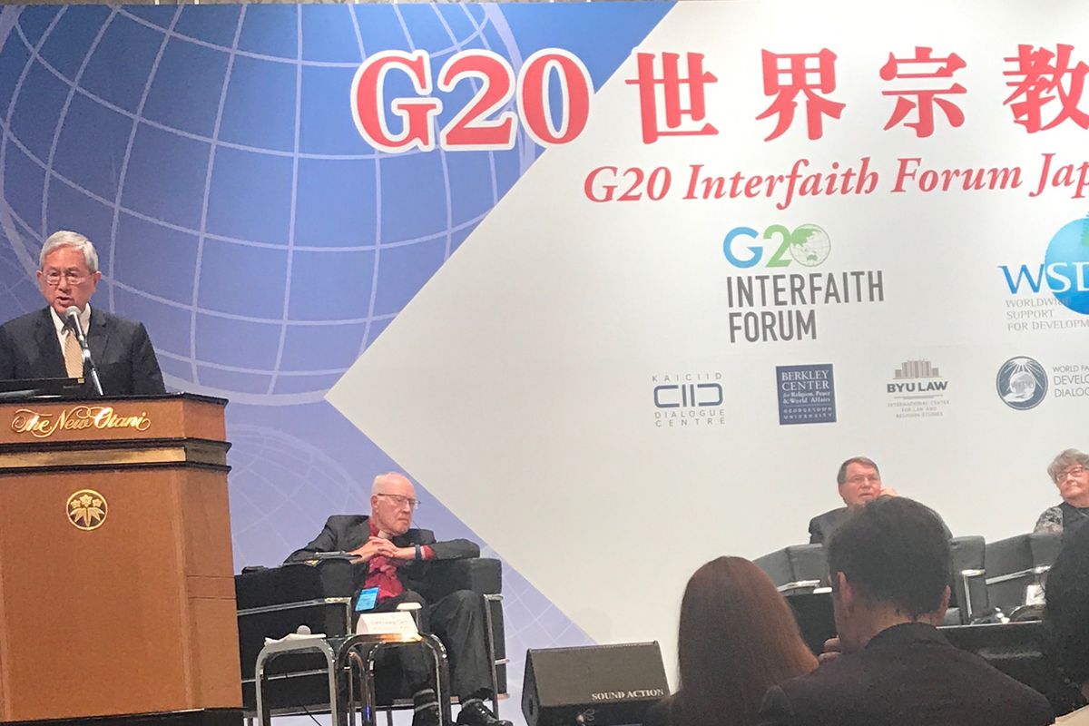 Elder Gerrit W. Gong of the Quorum of the Twelve Apostles speaks at the G20 Interfaith Forum in Tokyo, Japan, on June 8.