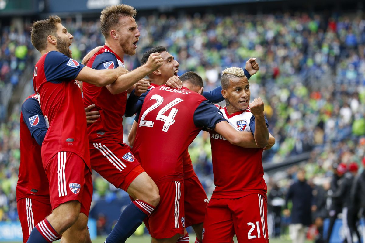 MLS: MLS Cup Playoffs-Round One-FC Dallas at Seattle Sounders FC