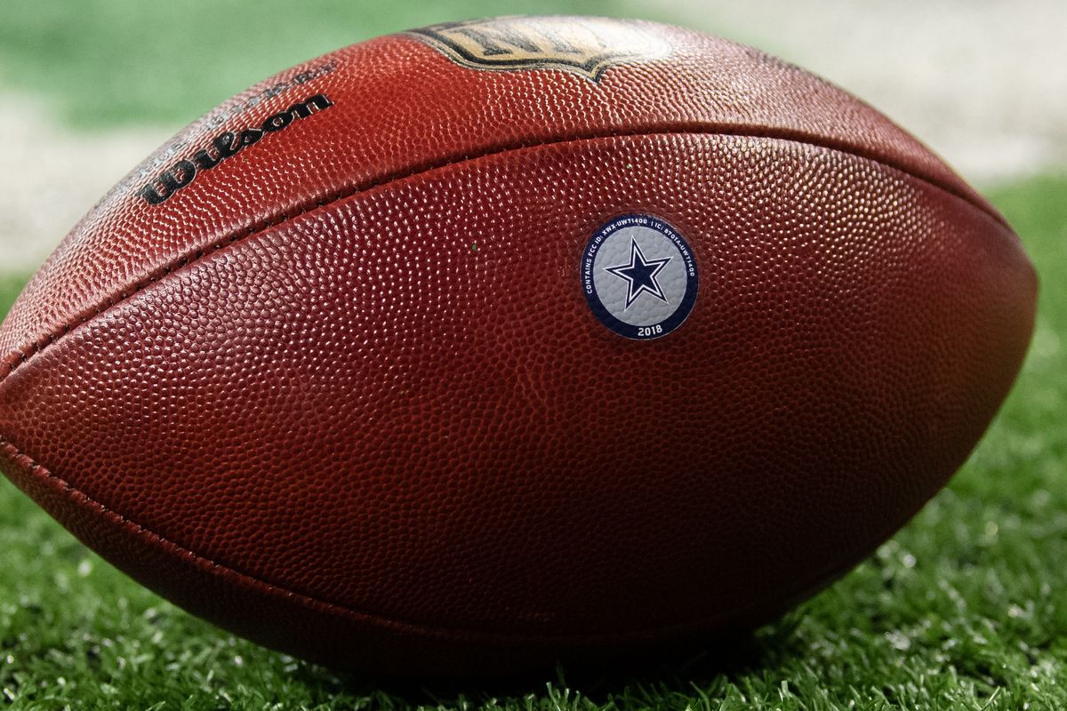 NFL: DEC 16 Cowboys at Colts