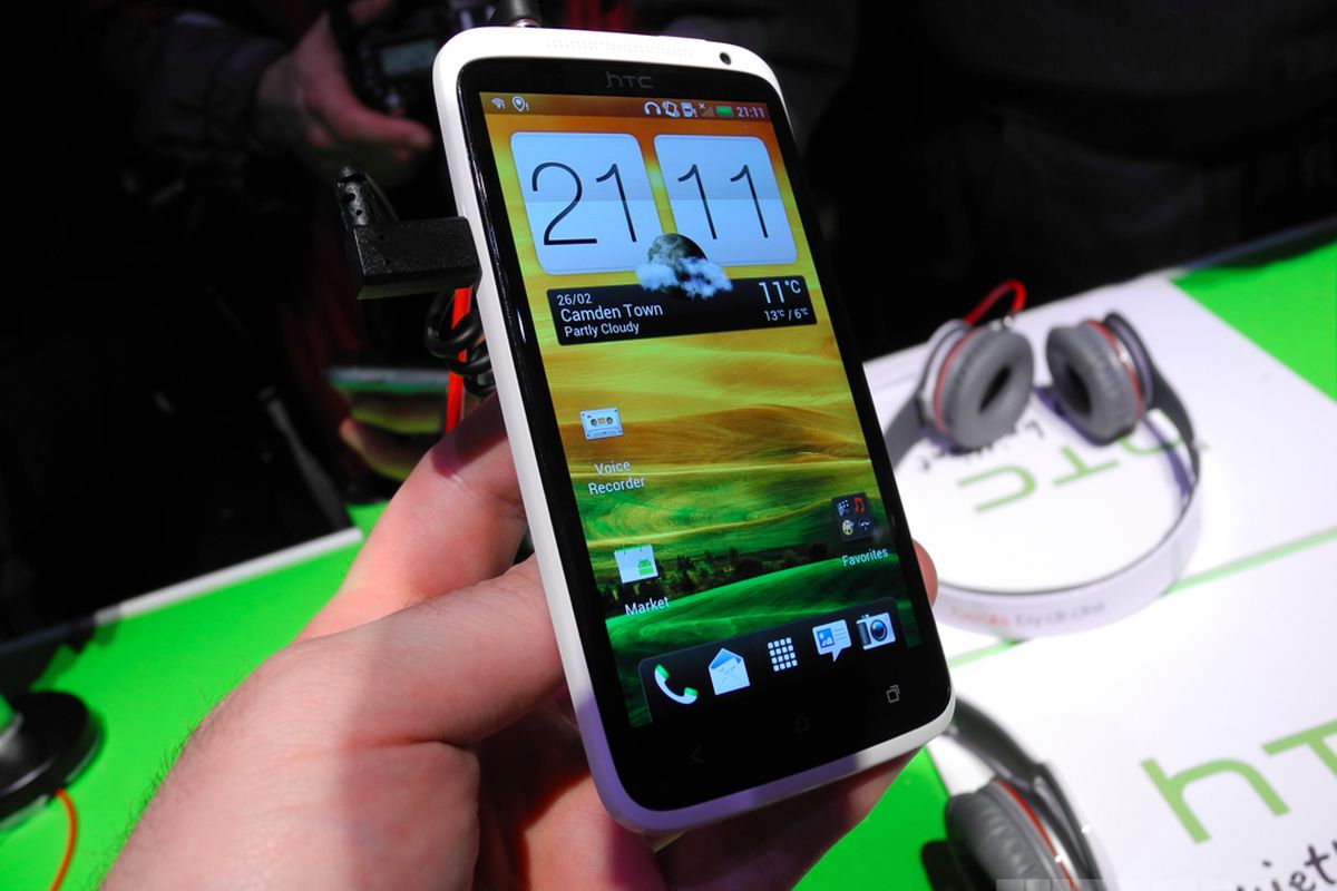 Gallery Photo: HTC One X hands-on