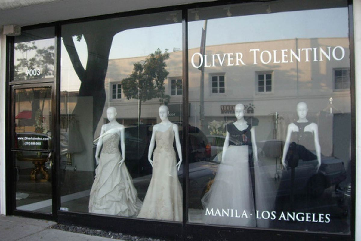 Image via <a href="http://blackburnandsweetzer.com/2009/08/03/shops-filipino-designer-oliver-tolentino-brings-bridal-evening-gowns-and-rtw-to-melrose/">B+S</a>