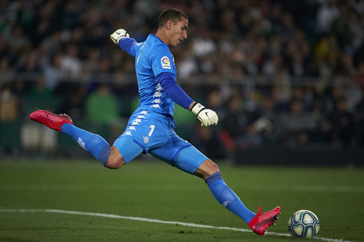 Joel Robles of Real Betis in action during the Liga match between Real Betis Balompie and Real Madrid CF at Estadio Benito Villamarin on March 08, 2020 in Seville, Spain.