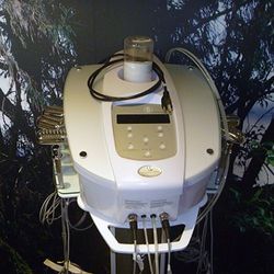 A high-tech dermatological gizmo in the middle of the jungle