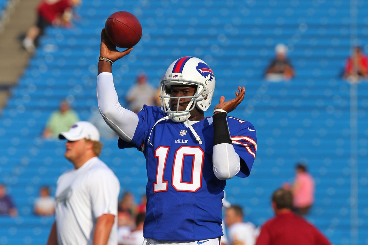 Vince Young (10) warms up before a 2012 game with the Buffalo Bills