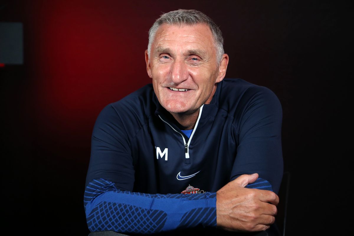 Sunderland Unveil New Head Coach Tony Mowbray