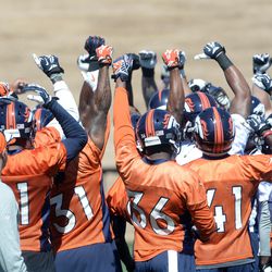 The 2014 Broncos bring it in.