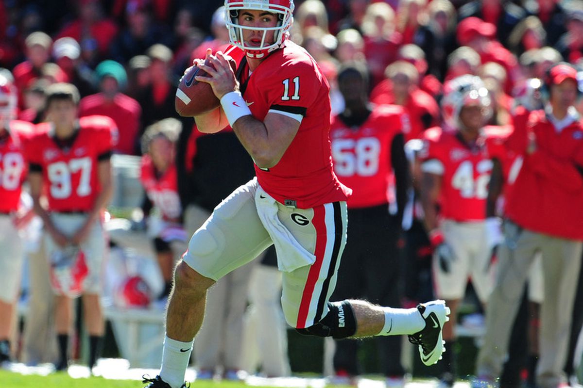 ATHENS, GA - NOVEMBER 5: Aaron Murray #11 of the Georgia Bulldogs passes against the New Mexico State Aggies at Sanford Stadium on November 5, 2011 in Athens, Georgia. Photo by Scott Cunningham/Getty Images)