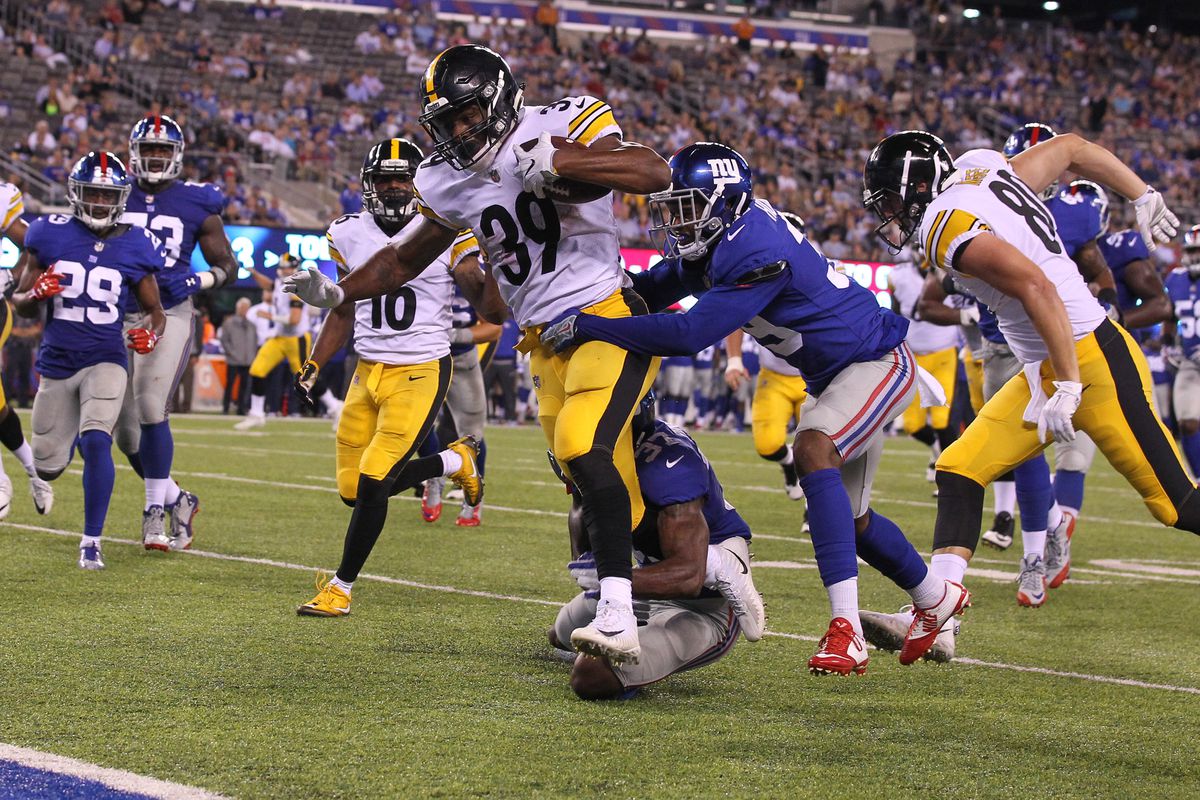 NFL: Pittsburgh Steelers at New York Giants