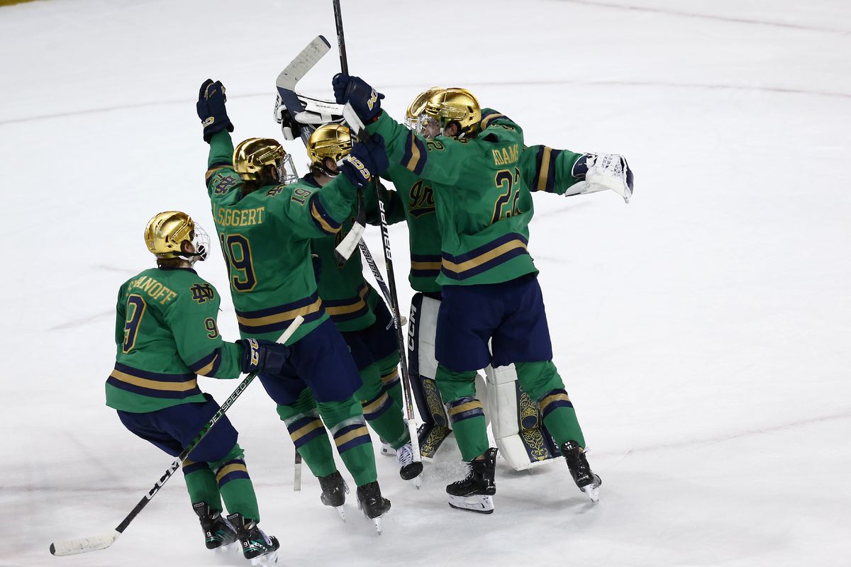 COLLEGE HOCKEY: FEB 11 Ohio State at Notre Dame