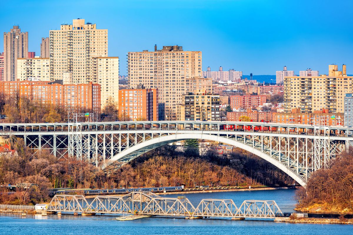 The Henry Hudson Bridge connecting northern Manhattan with The Bronx.