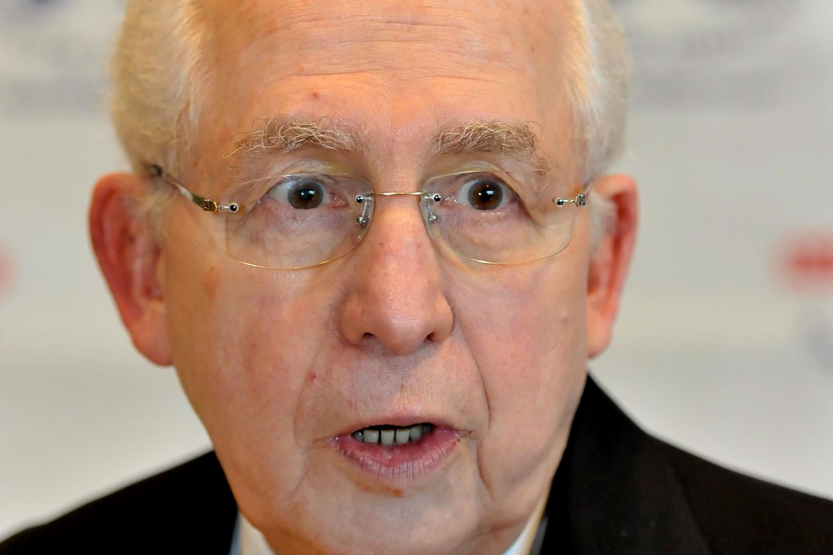 Like the Big Ten's Jim Delaney, SEC Commissioner Mike Slive is ready to play hardball over autonomy.