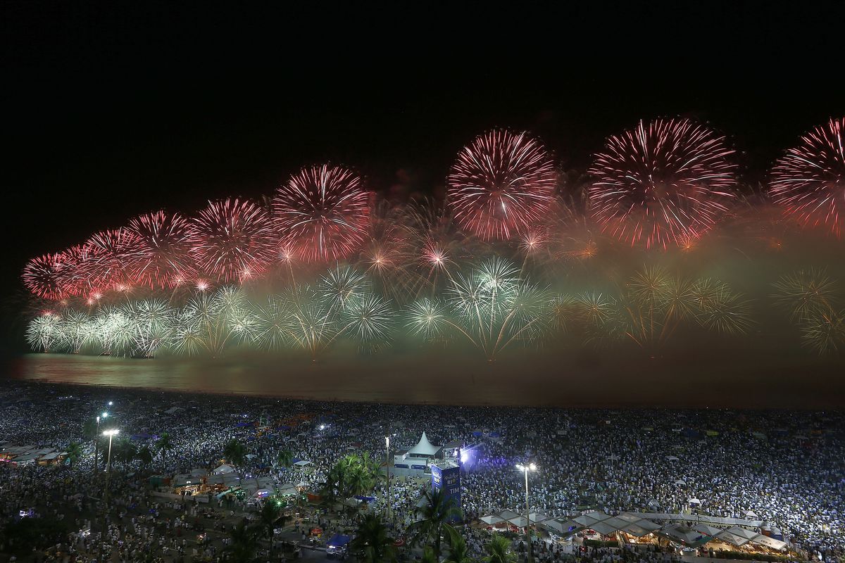 Rio de Janeiro Rings In The New Year