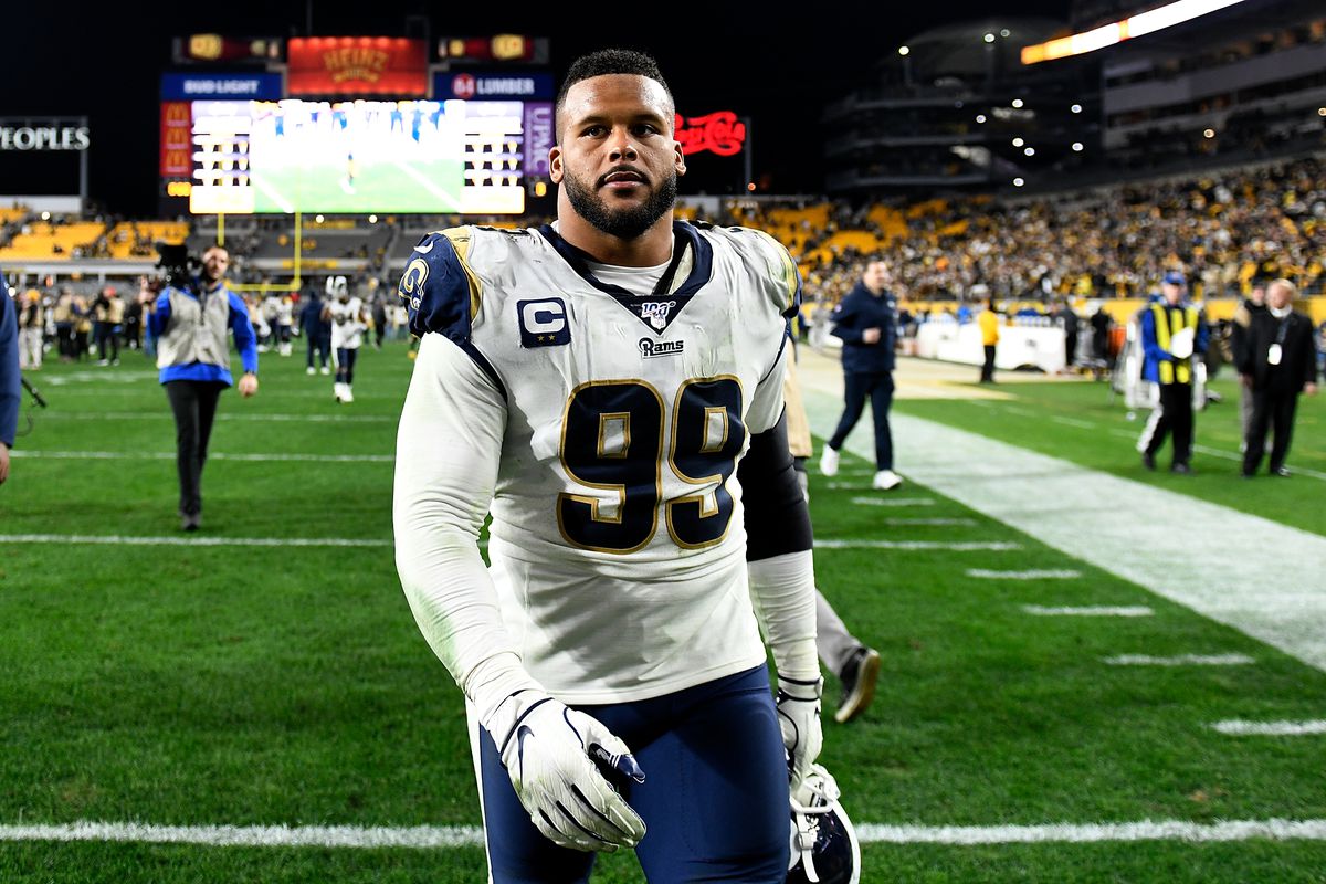 Los Angeles Rams DL Aaron Donald walks off the field&nbsp;at Heinz Field following the Rams’ 17-12 loss to the Pittsburgh Steelers in Week 10, Nov. 10, 2019.