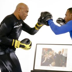 Anderson Silva works out Tuesday afternoon ahead of UFC 234.