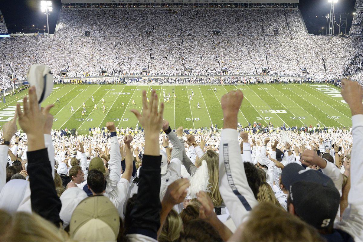 COLLEGE FOOTBALL: OCT 21 Michigan at Penn State