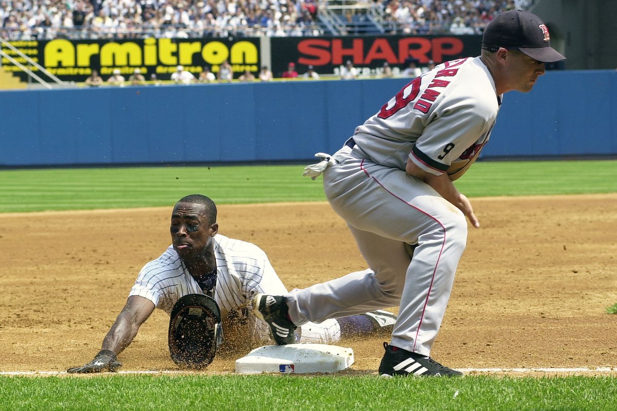 Boston Red Sox third baseman Shea Hillenbrand catches the la