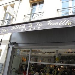 <span class="credit">Photo <a href="http://www.yelp.com/biz/des-filles-%C3%A0-la-vanille-paris-4">via</a>.</span><br />
<b>Des Filles a la Vanille, Paris</b><br />
Smelling like dessert is not a bad thing, especially in a city where chocolates from Pier