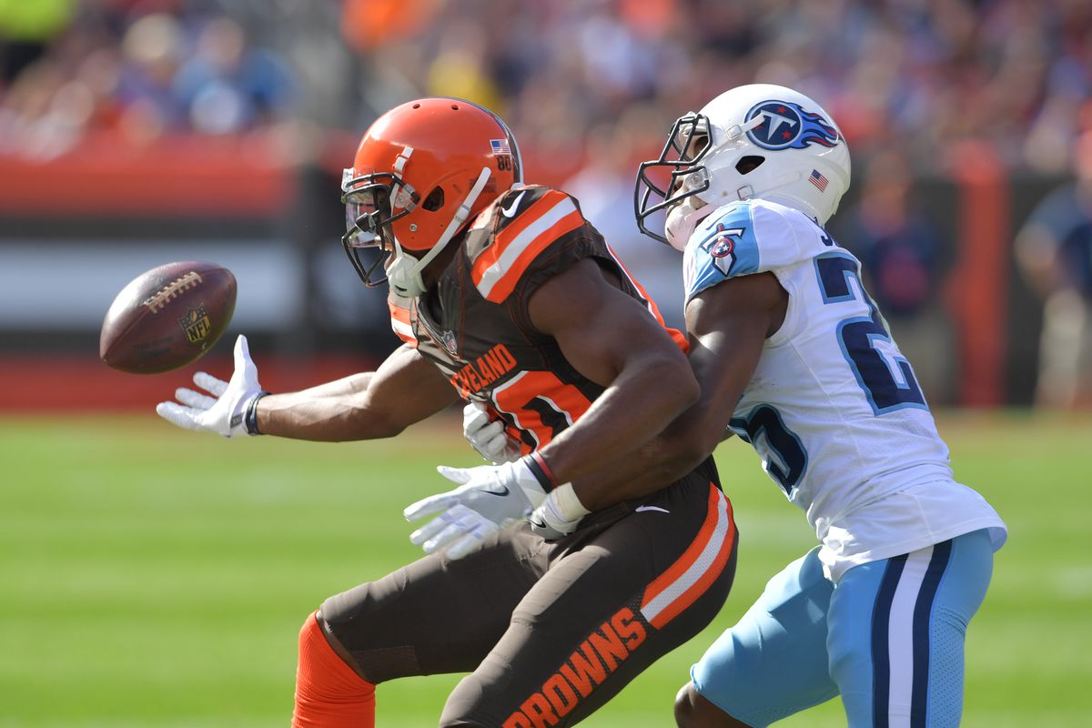 Tennessee Titans v Cleveland Browns