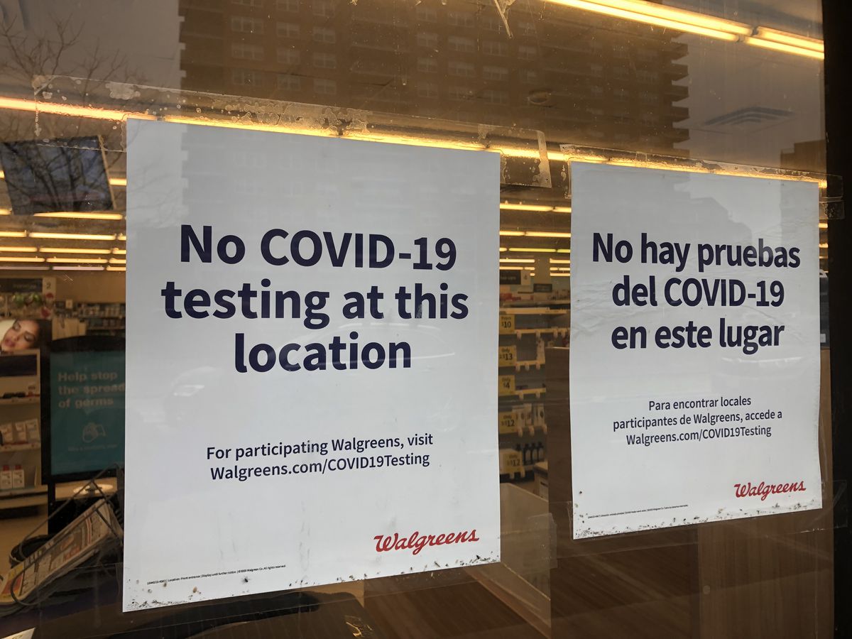 Bilingual No Covid Testing at this Location sign, Walgreens, Queens, New York