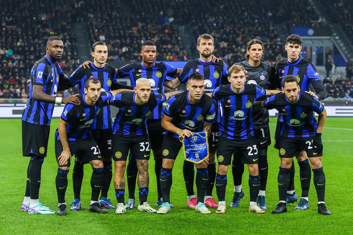 FC Internazionale team line up during Serie A 2023/24...