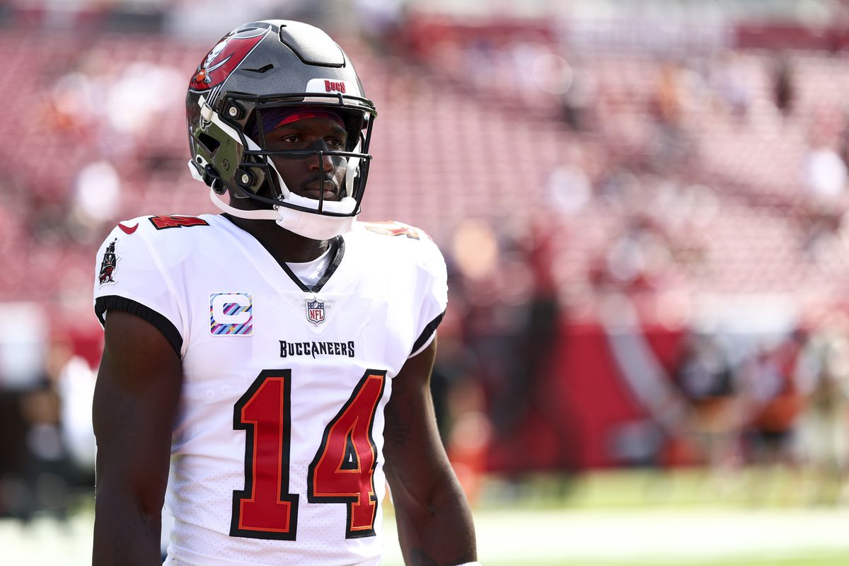 Chris Godwin #14 of the Tampa Bay Buccaneers looks on prior to an NFL football game against the Atlanta Falcons at Raymond James Stadium on October 22, 2023 in Tampa, Florida.