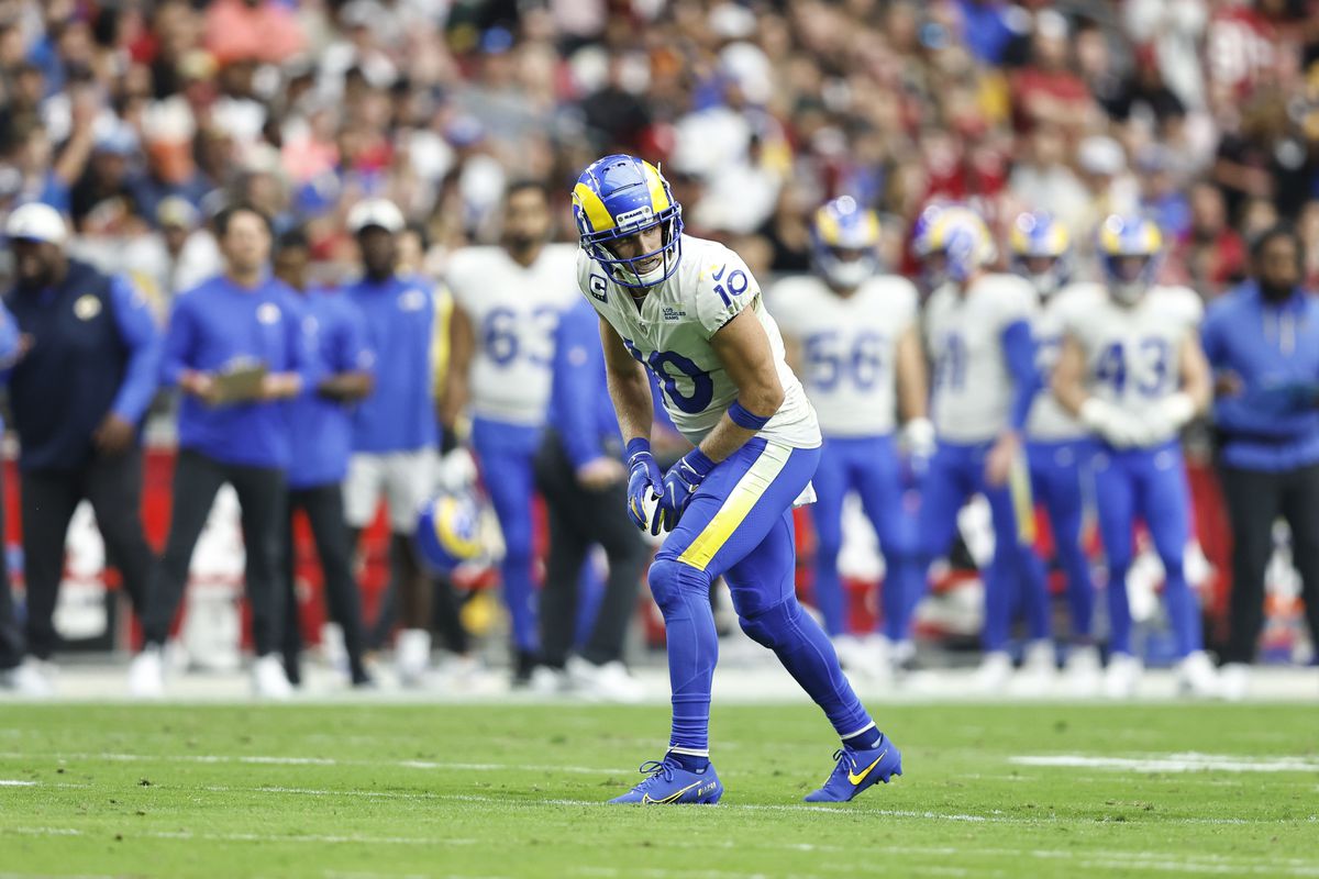 Cooper Kupp #10 of the Los Angeles Rams lines up during an NFL football game between the Arizona Cardinals and the Los Angeles Rams at State Farm Stadium on September 25, 2022 in Glendale, Arizona. The Los Angeles Rams won 20-12.