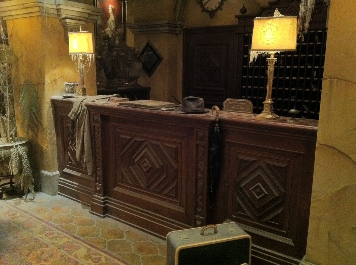 The check-in desk at Tower of Terror